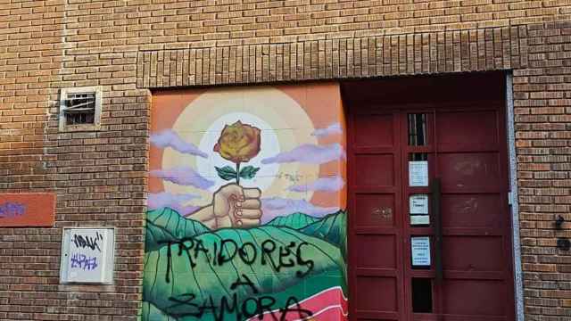 La sede del PSOE de Zamora amanece con pintadas