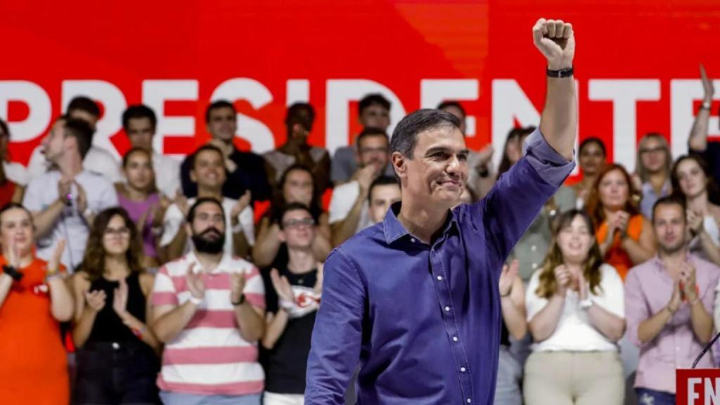 El presidente del Gobierno, Pedro Sánchez, durante un acto electoral celebrado en el Palau de Congresos de Barcelona.