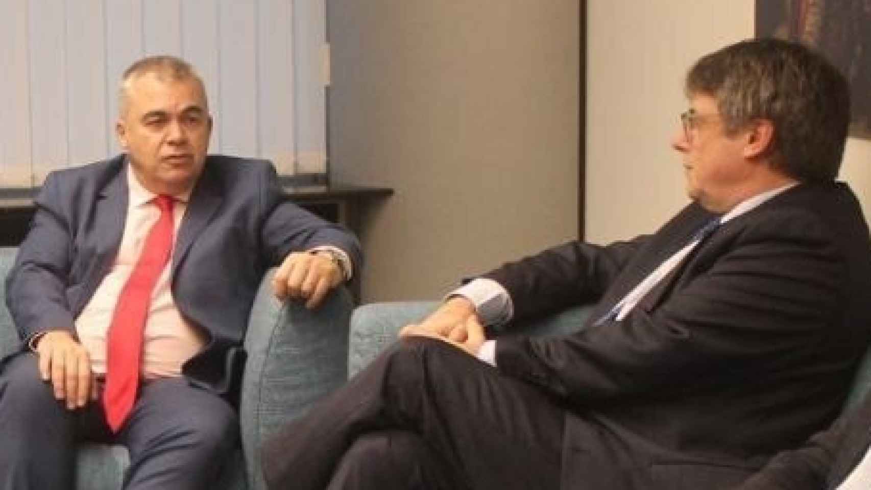 Santos Cerdán, secretario de Organización del PSOE; y Carles Puigdemont, líder de Junts prófugo en Waterloo (Bélgica), el pasado 30 de octubre, en Bruselas.