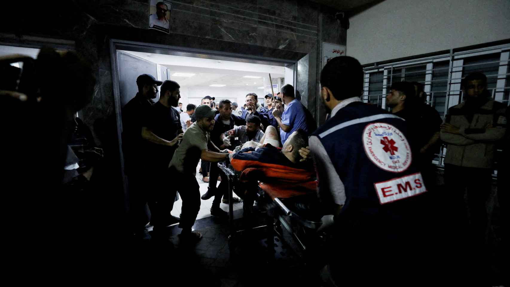 Heridos son trasladados al hospital de Al Shifa.