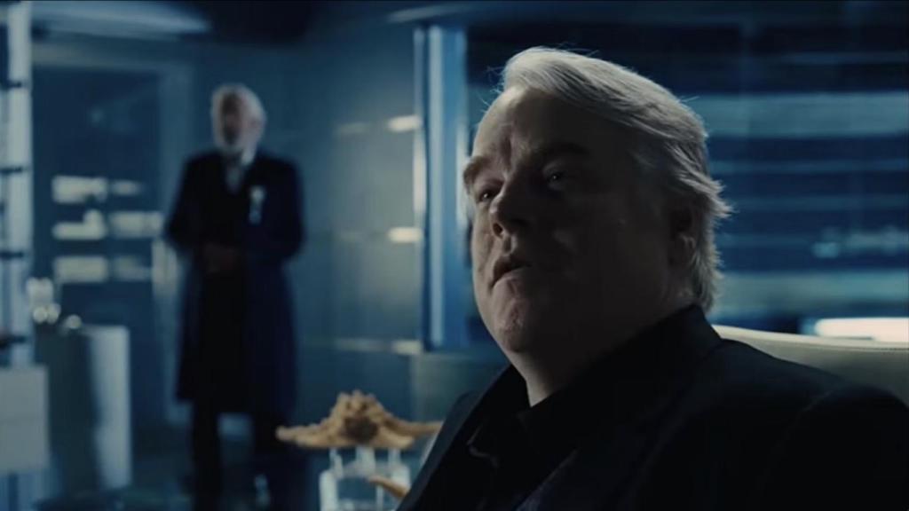 Plutarch en una escena de 'Los juegos del hambre'