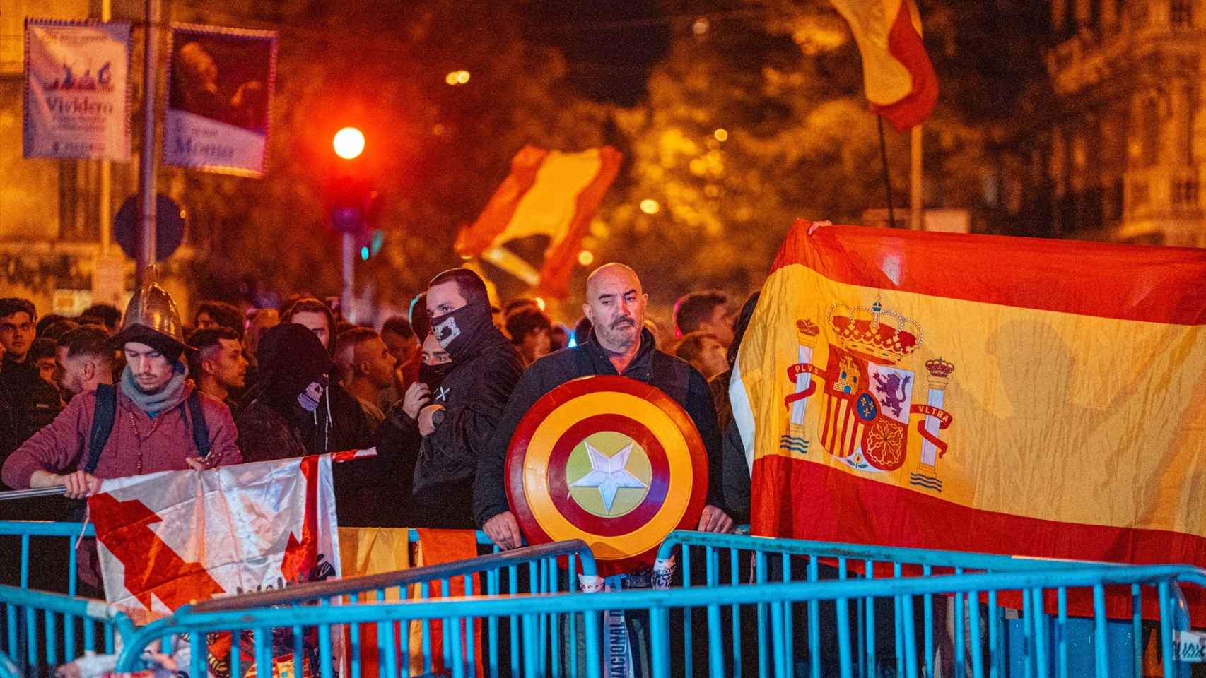 Una de las jornadas de protesta contra la amnistía en la calle Ferraz, el pasado noviembre.