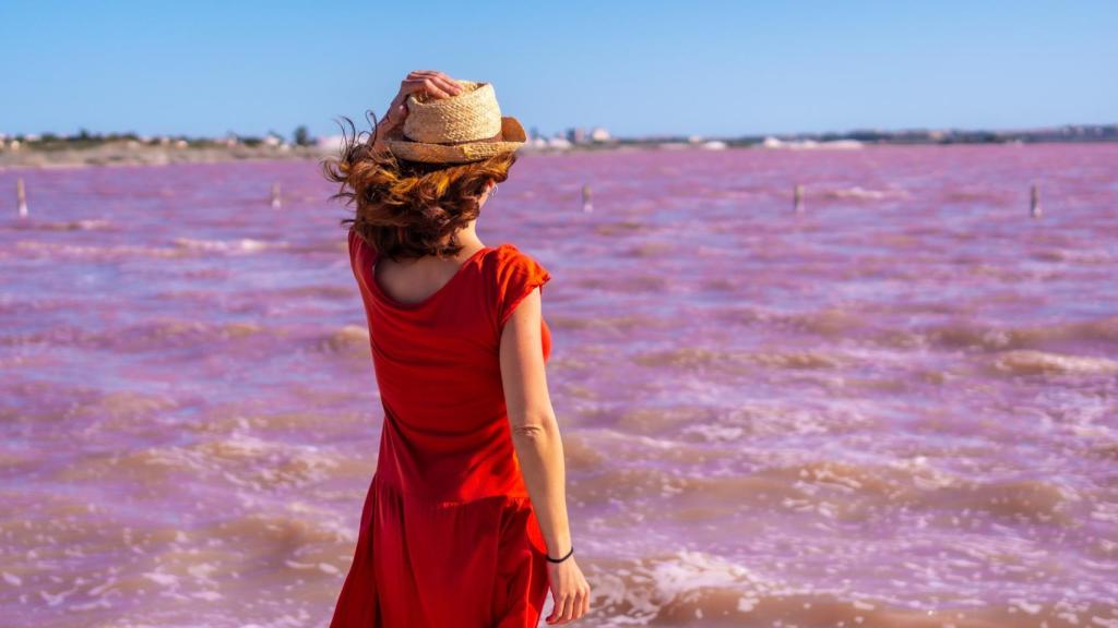 La Laguna Rosa es un gran atractivo turístico.