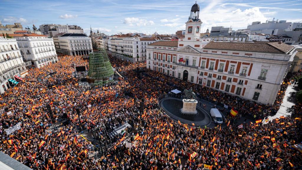 Manifestación contra la amnistía este domingo en la Puerta del Sol.