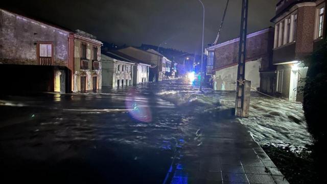 Grave riada en Neda (A Coruña) y balsas de agua en Ferrol por las intensas lluvias