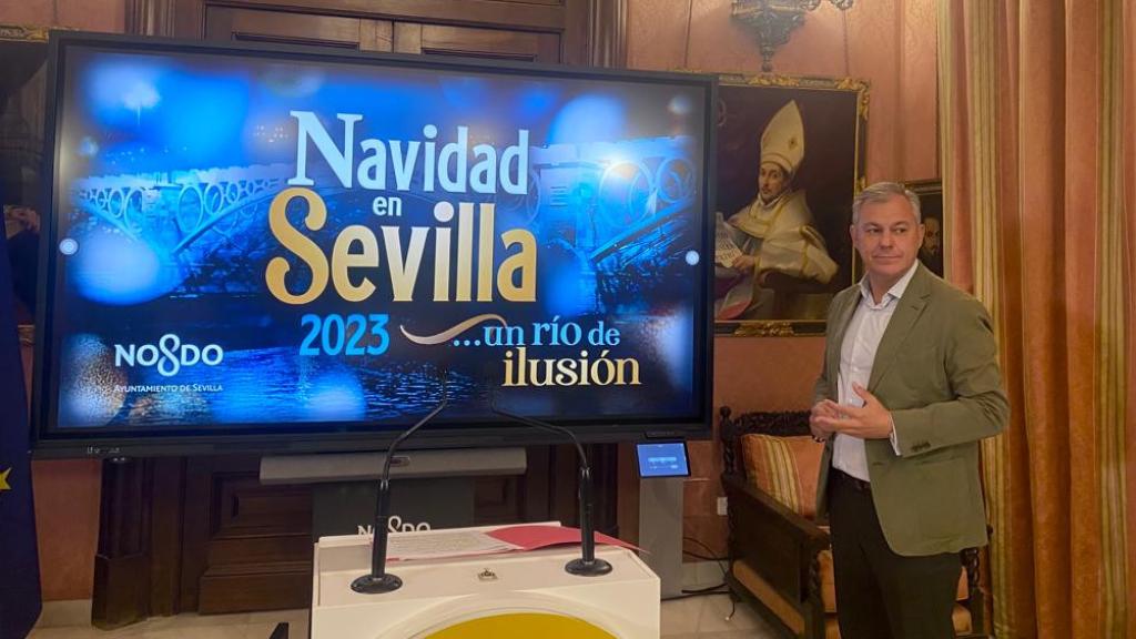 El alcalde de Sevilla, José Luis Sanz, durante la presentación del programa navideño.