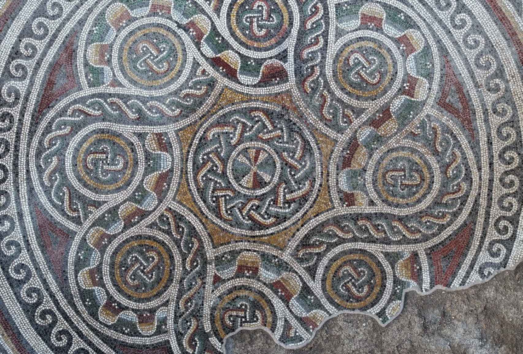 Detalle de uno de los mosaicos hallados en la localidad turca de İncesu.