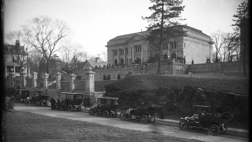 Hispanic Society en 1909, solo un año después de abrir al público