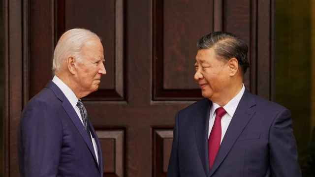 Joe Biden recibe a Xi Jinping en la finca Filoli, al margen de la cumbre del Foro de la APEC, este miércoles.
