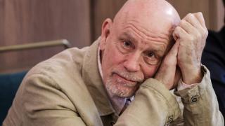 John Malkovich estrena 'El mayordomo inglés': 