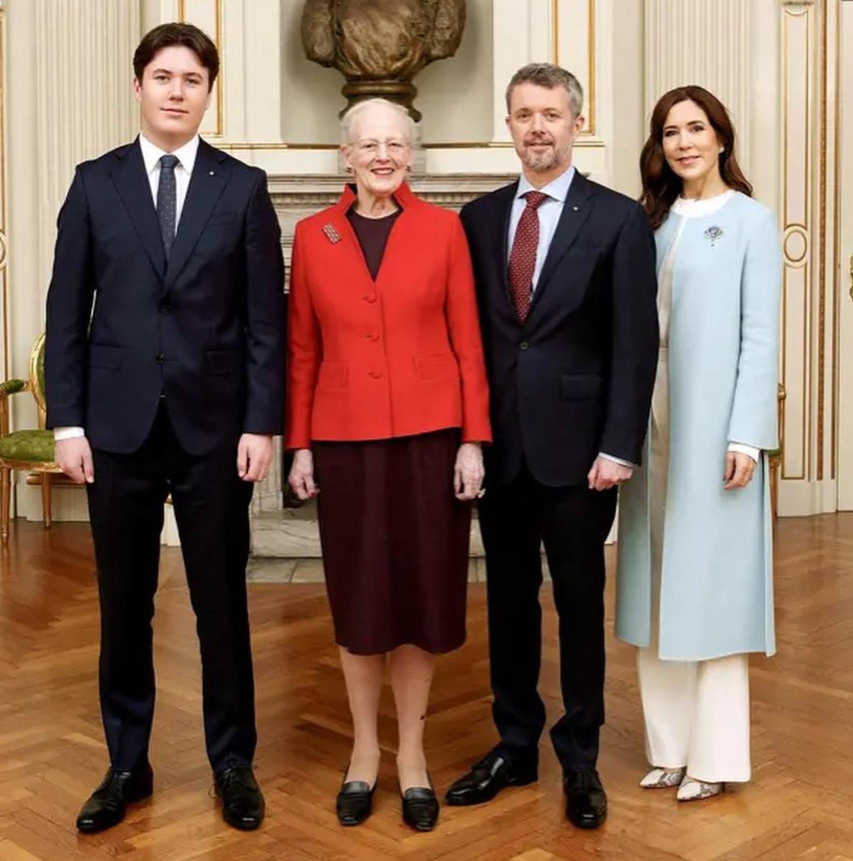 Posado de la Familia Real danesa en el Castillo de Christiansborg.