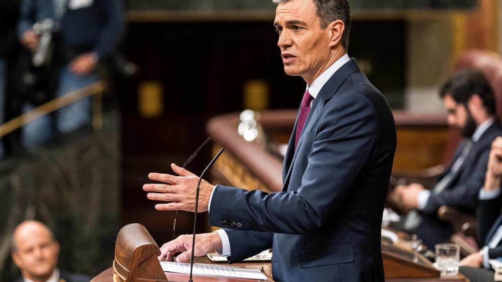 El presidente del Gobierno en funciones y candidato a la reelección, Pedro Sánchez, en la primera sesión del debate de investidura.