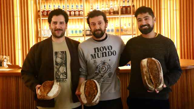 Guilherme Gleiser, Patricio Pons y Norman Flores, los creadores de la panadería con el mejor pan de Madrid.