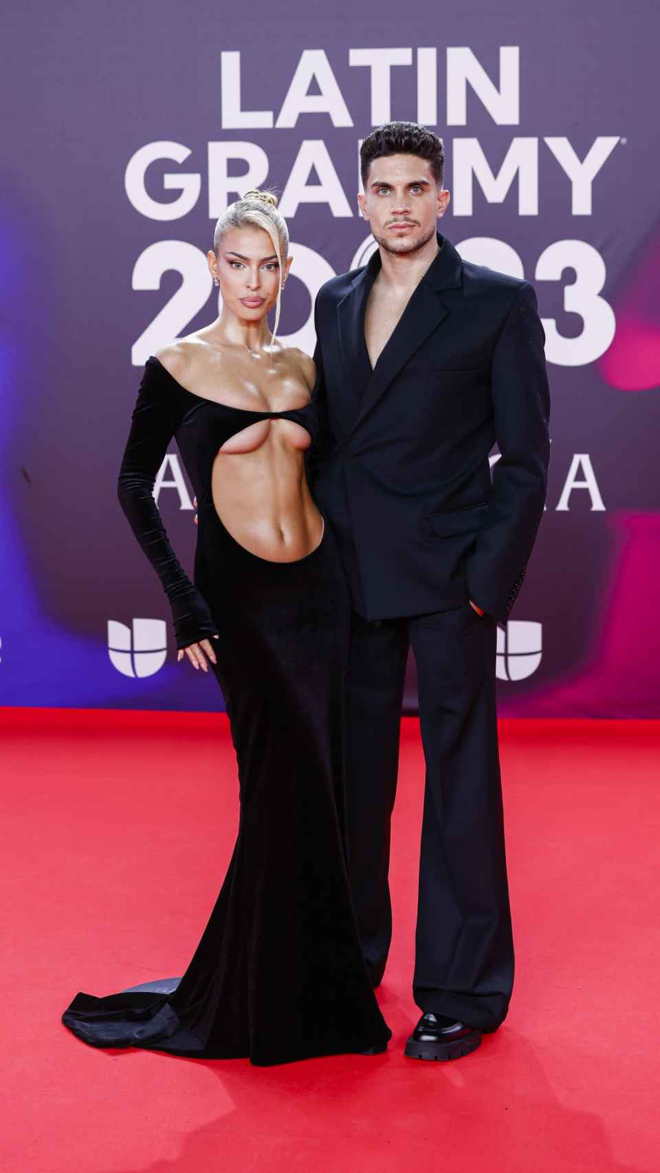 Jessica Goicoechea y Marc Bartra en los Premios Grammys Latinos 2023