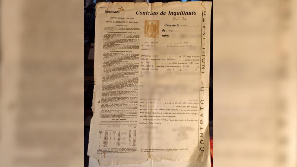 El contrato de arrendamiento de Mercedes, firmado por sus abuelos en 1939.