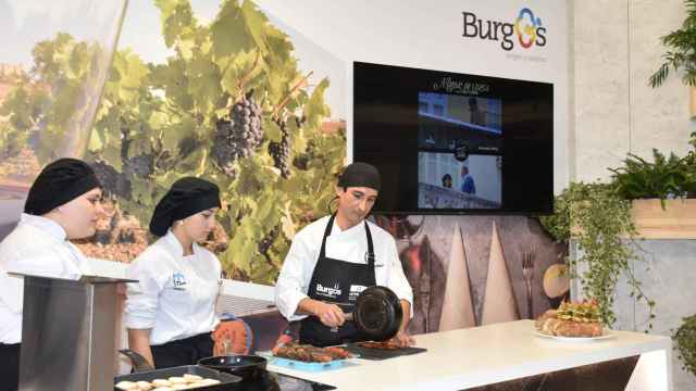 Exhibición gastronómica en el stand de la provincia de Burgos