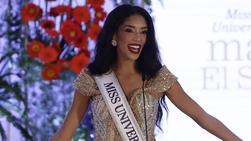 Athenea Pérez, Miss Universo España.