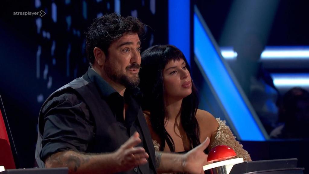 Antonio Orozco y Nathy Peluso en 'La Voz'.