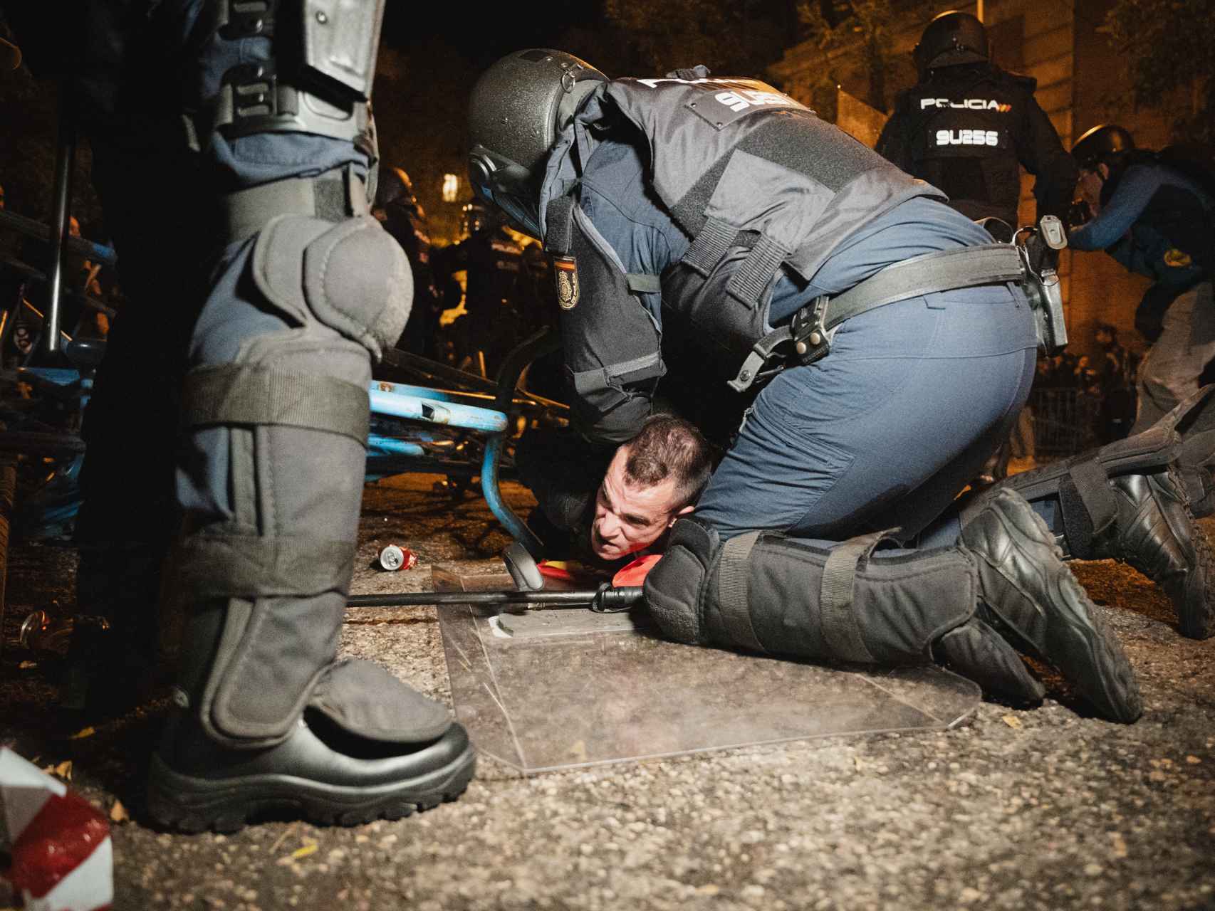 Ferraz 16 noches después: detenciones y cargas policiales