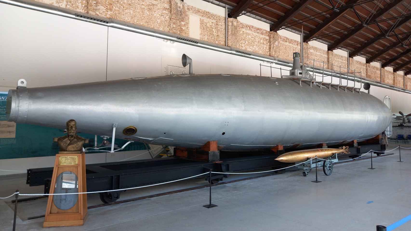 El submarino Peral en el Museo Naval de Cartagena.