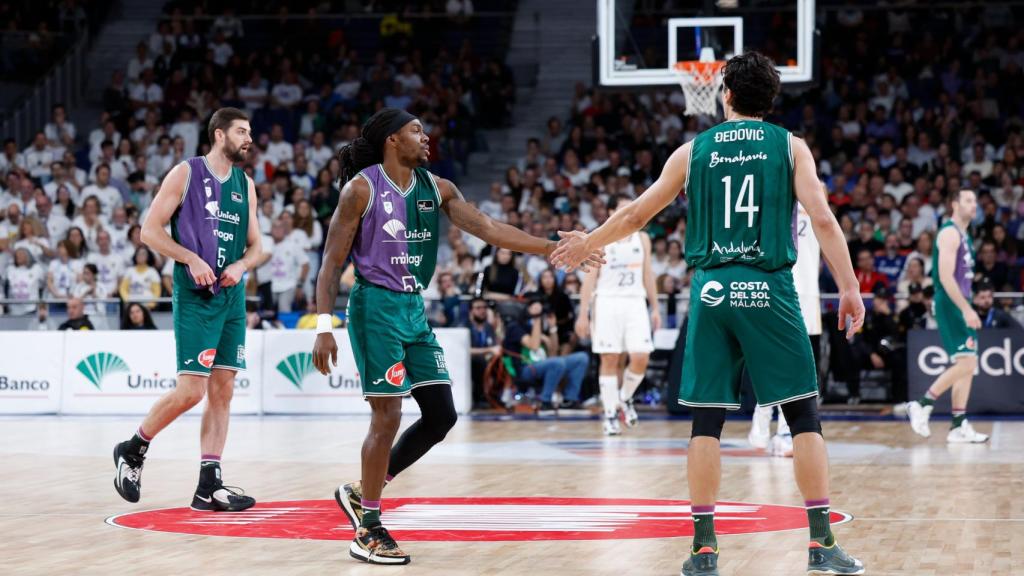 Los jugadores del Unicaja de Málaga en el Wizink Center