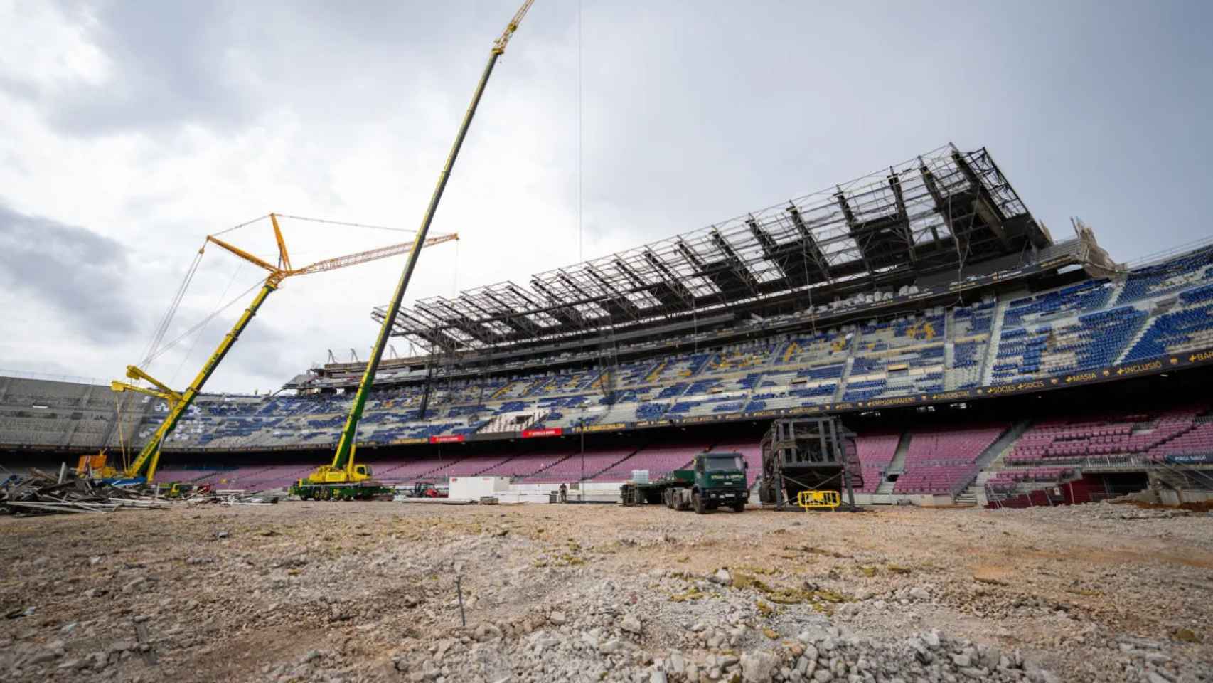 Estado actual del Camp Nou durante las obras