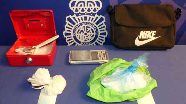 Cocaína y diverso material interceptado por la Policía Nacional al detenido en Salamanca
