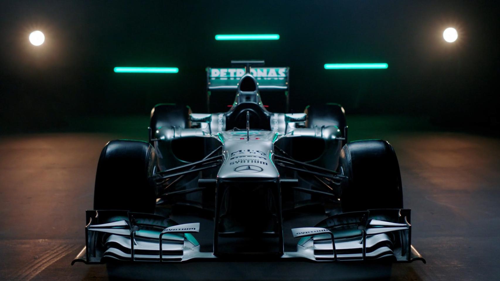 El Mercedes 2013 de Lewis Hamilton vendido por 17,3 millones de euros