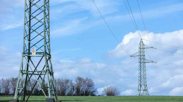 Bruselas permite a los Estados ampliar las ayudas energéticas a empresas hasta el 30 de junio de 2024