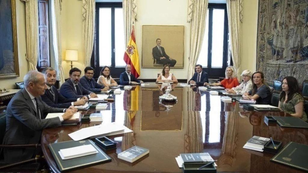 Francina Armengol preside la Mesa del Congreso de esta XI Legislatura en una imagen de archivo.