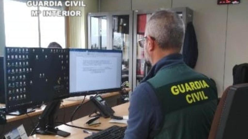 Cuatro detenidos de Ferrol y Narón por obtener permisos de conducir de forma ilegal