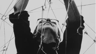 Gego, la escultora que tejía el aire con alambre: así es su exposición más importante en España