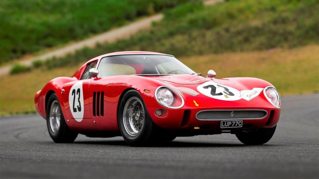 Imagen de un Ferrari 250 GTO en una subasta