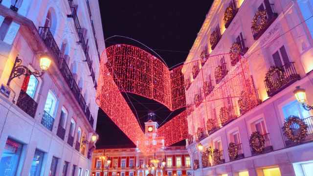 Cómo ir a ver el encendido de las luces de Navidad en Madrid: rutas de transporte evitando cortes de tráfico