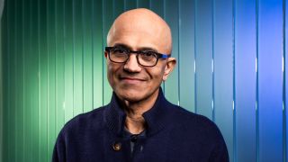 Satya Nadella, CEO de Microsoft: "Continuaremos enfocados en la misión de OpenAI, cueste lo que cueste"