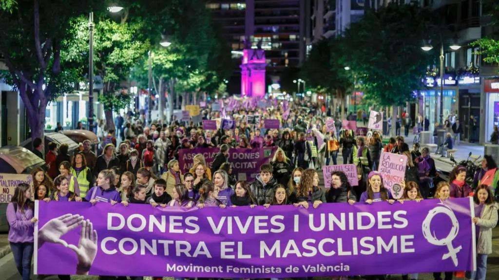 Cabecera de la manifestación por el 25N celebrada en Valencia.