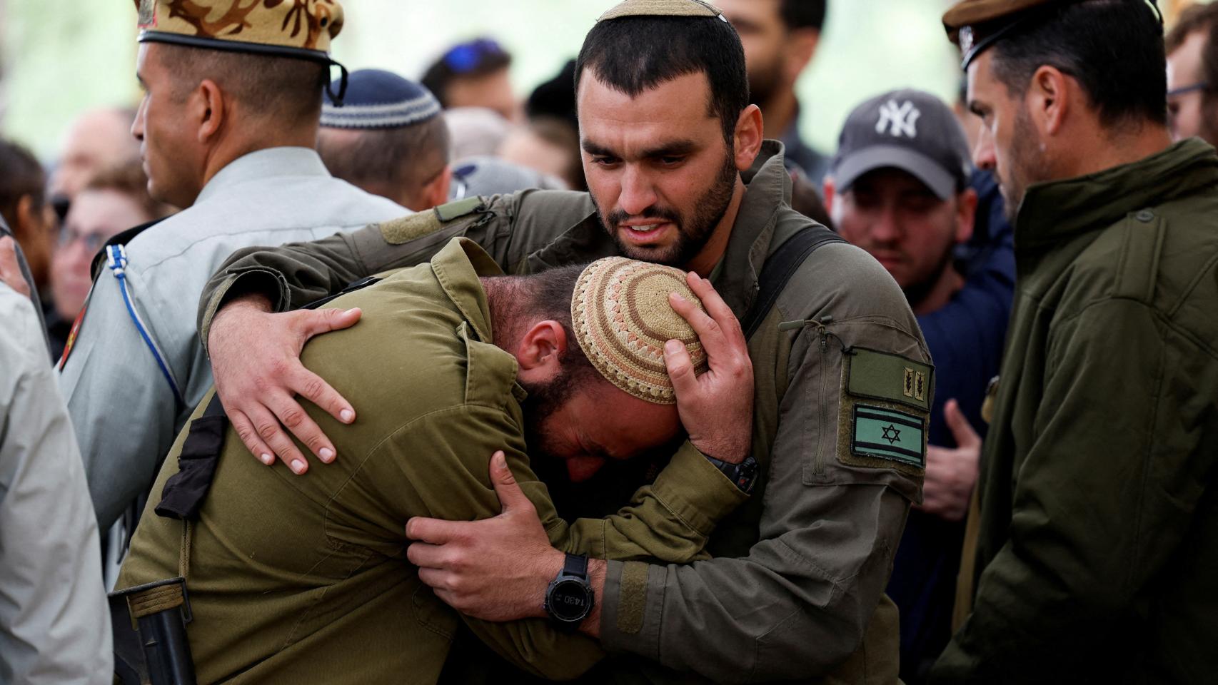 Funeral de un soldado israelí asesinado en el norte de la Franja de Gaza.