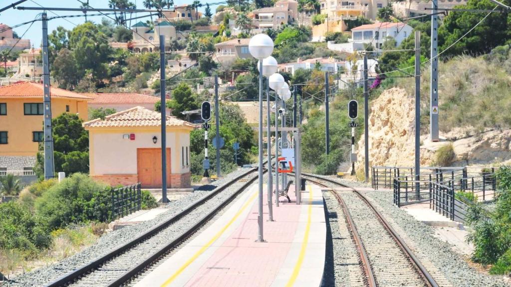 El arrollamiento se ha producido en una de las paradas de tranvía en El Campello.