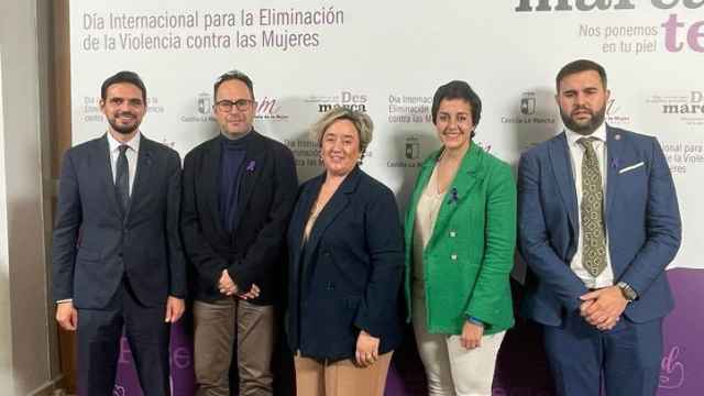 Representantes del PP de Castilla-La Mancha en el acto institucional del 25-N.