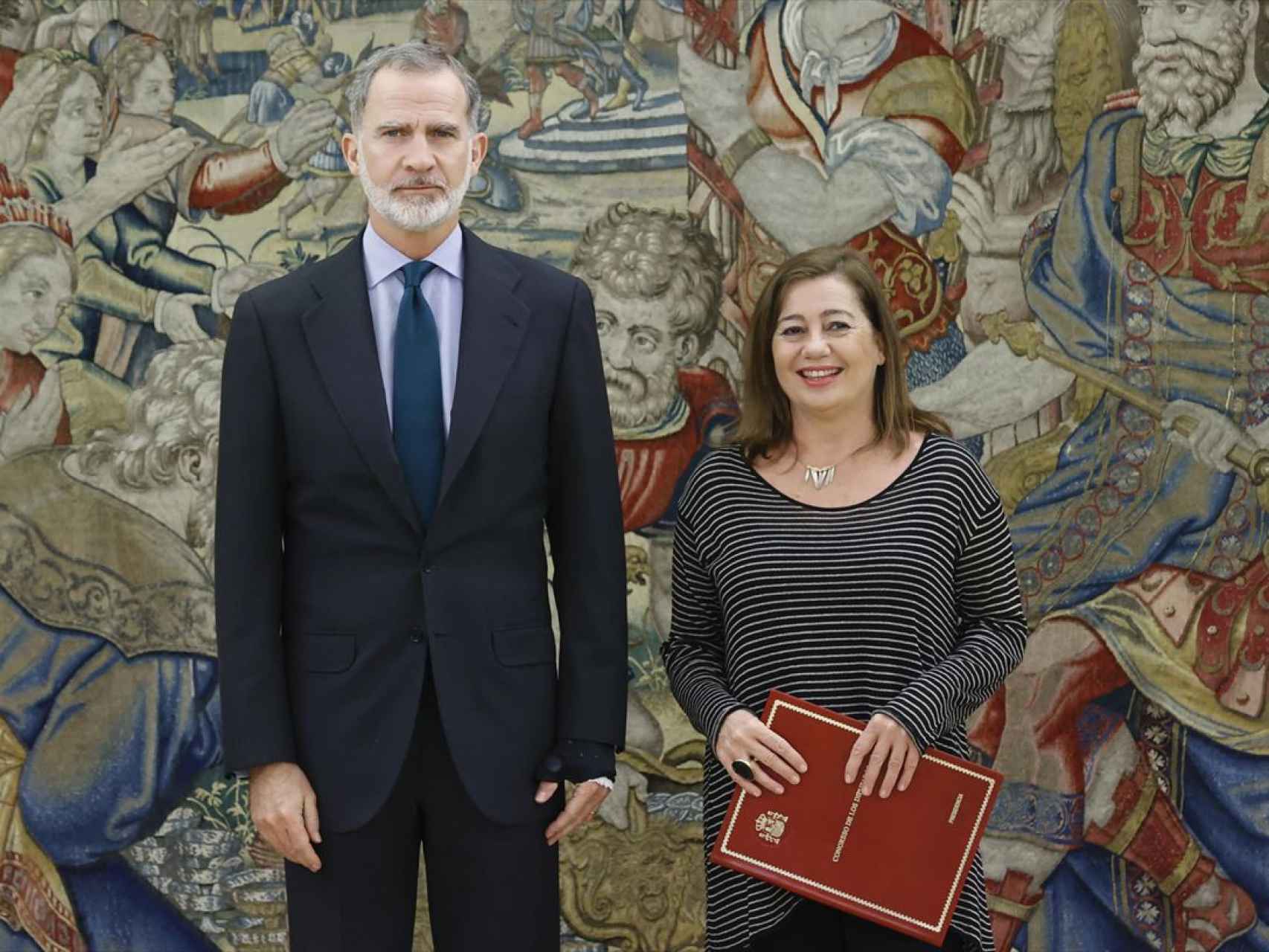 Felipe VI recibe a la presidenta del Congreso, Francina Armengol, que le comunicó el resultado de la votación de la investidura del candidato a la Presidencia del Gobierno, el pasado 16 de noviembre.