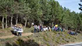 Manifestación este domingo en el entorno de la Cruz de Ferro, en la provincia de León.