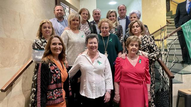 Roberto Martín, alcalde de Guijuelo en la cena solidaria de la Junta Local de la AECC