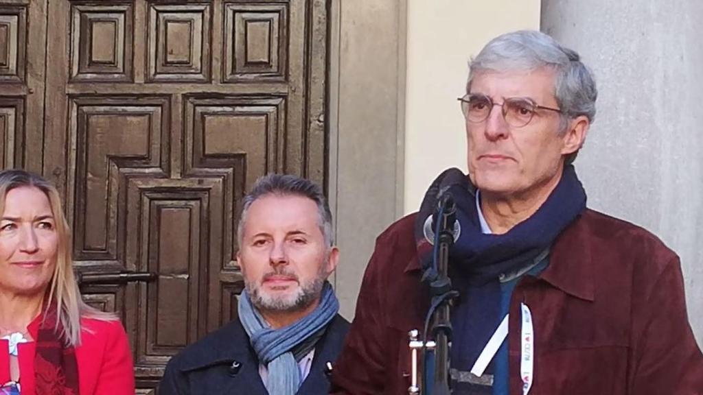 El profesor Ruiz Robledo, durante su intervención./