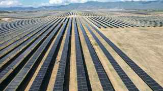 Miedo en el sector fotovoltaico: hasta el 70% de los proyectos peligran por la falta de "EPCistas" y mano de obra