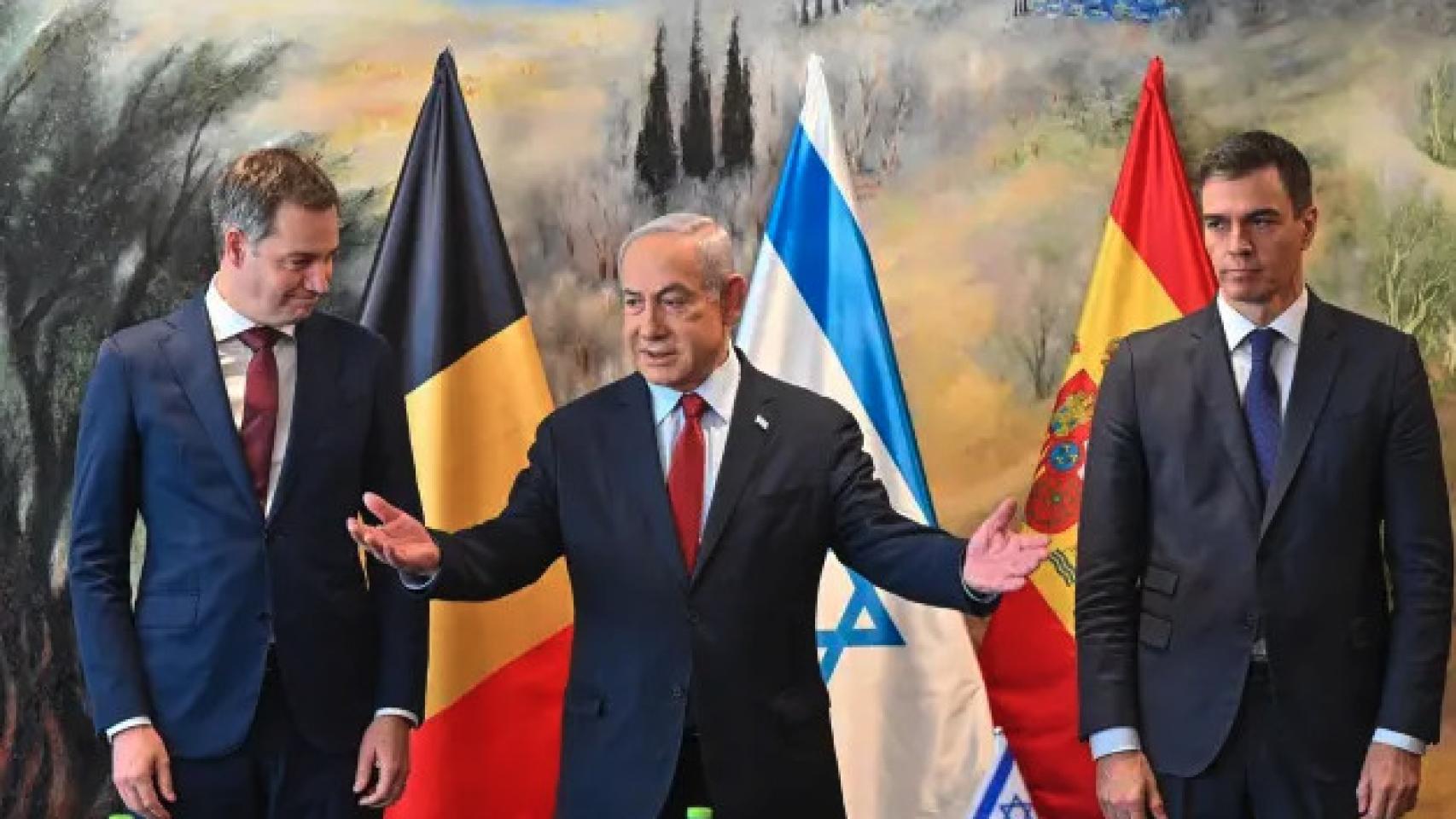 El primer ministro belga, Alexander De Croo; el israelí, Benjamin Netanyahu, y Pedro Sánchez.