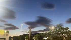 Una imagen de las nubes anoche en Málaga.