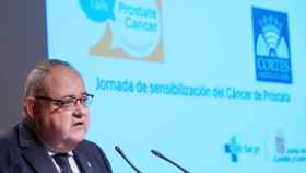 El consejero de Sanidad, Alejandro Vázquez Ramos, inaugura la 'Jornada de sensibilización del Cáncer de Próstata'