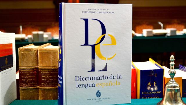 Diccionario de la Lengua Española de la RAE.