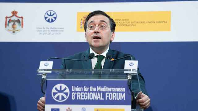 El ministro de Asuntos Exteriores de España, José Manuel Albares, este lunes en un acto.