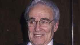Muere Elliott Silverstein, veterano director de televisión y películas como 'La ingenua explosiva', a los 96 años
